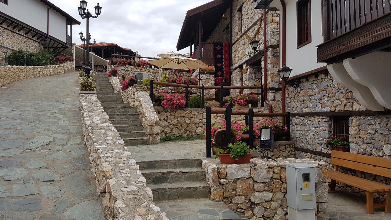 Macedonian Village Hotel & Resort سكوبجي المظهر الخارجي الصورة