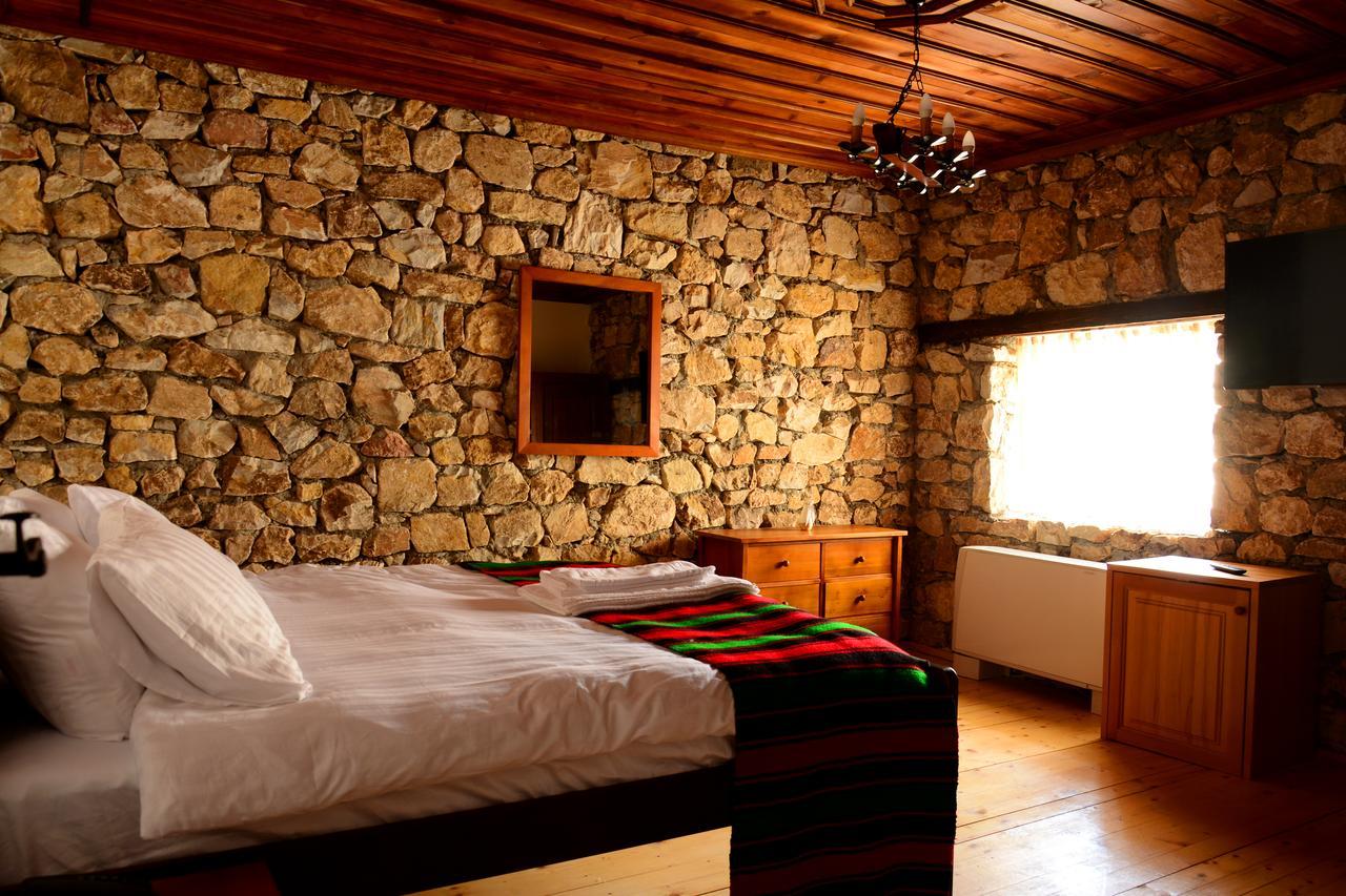 Macedonian Village Hotel & Resort سكوبجي المظهر الخارجي الصورة