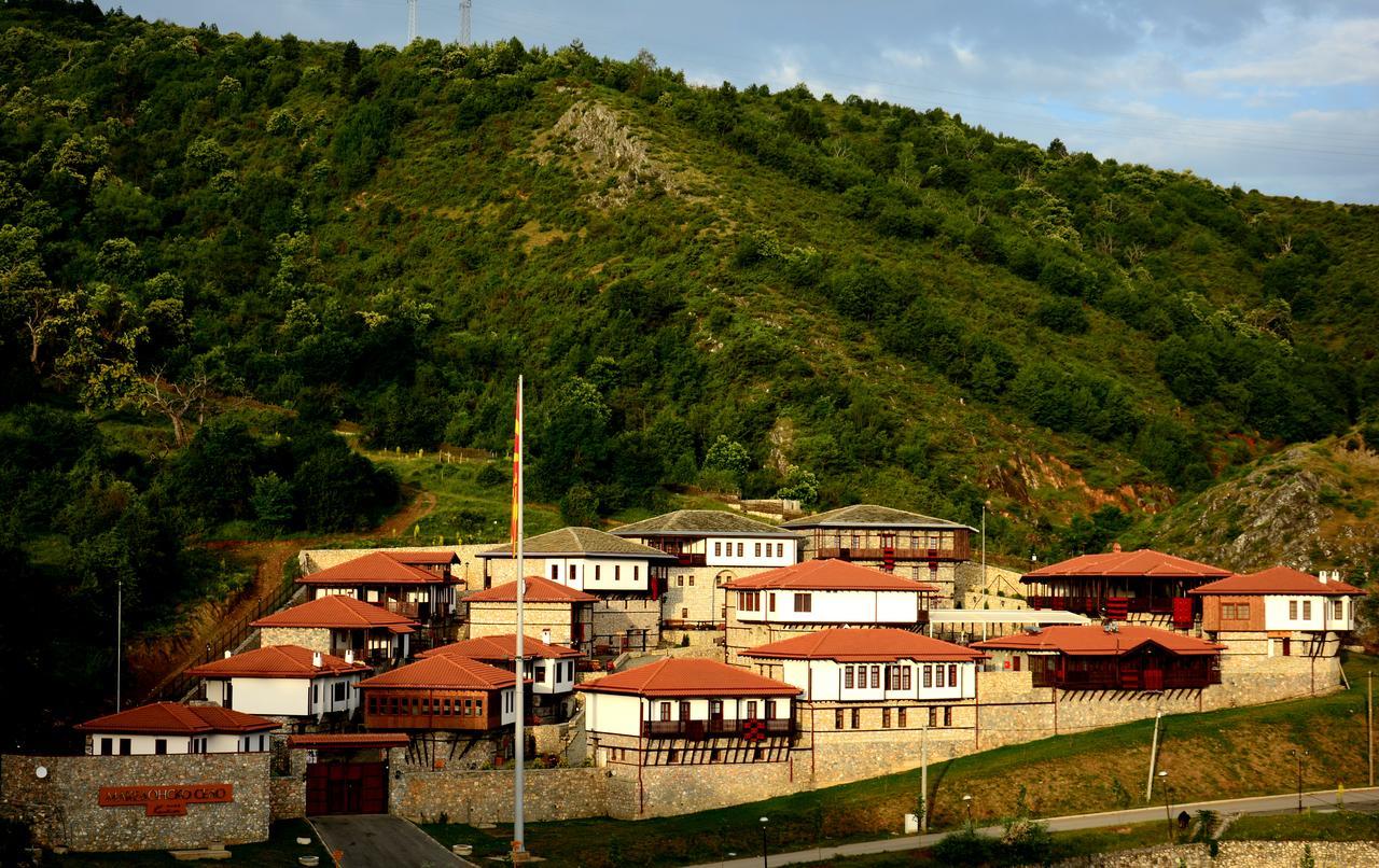 Macedonian Village Hotel & Resort سكوبجي المظهر الخارجي الصورة