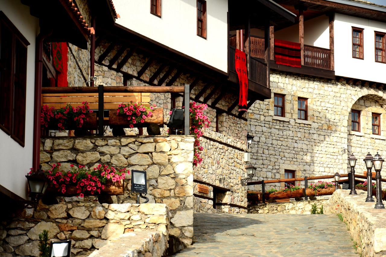 Macedonian Village Hotel & Resort سكوبجي المظهر الخارجي الصورة