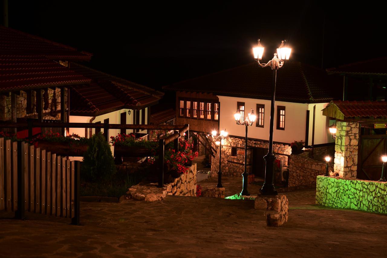 Macedonian Village Hotel & Resort سكوبجي المظهر الخارجي الصورة
